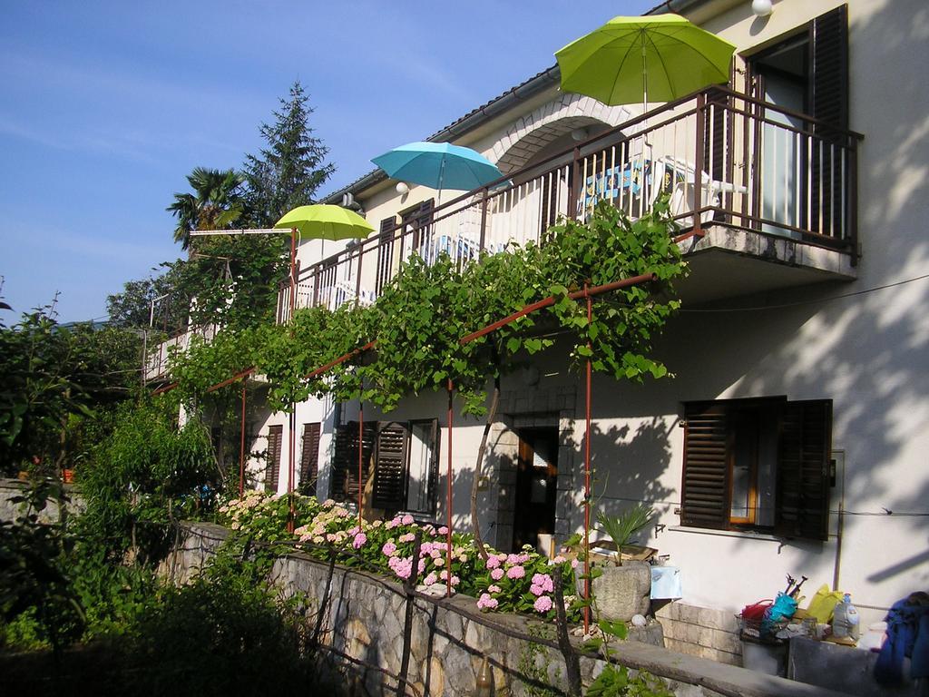 Apartments Zlatko Ičići Esterno foto